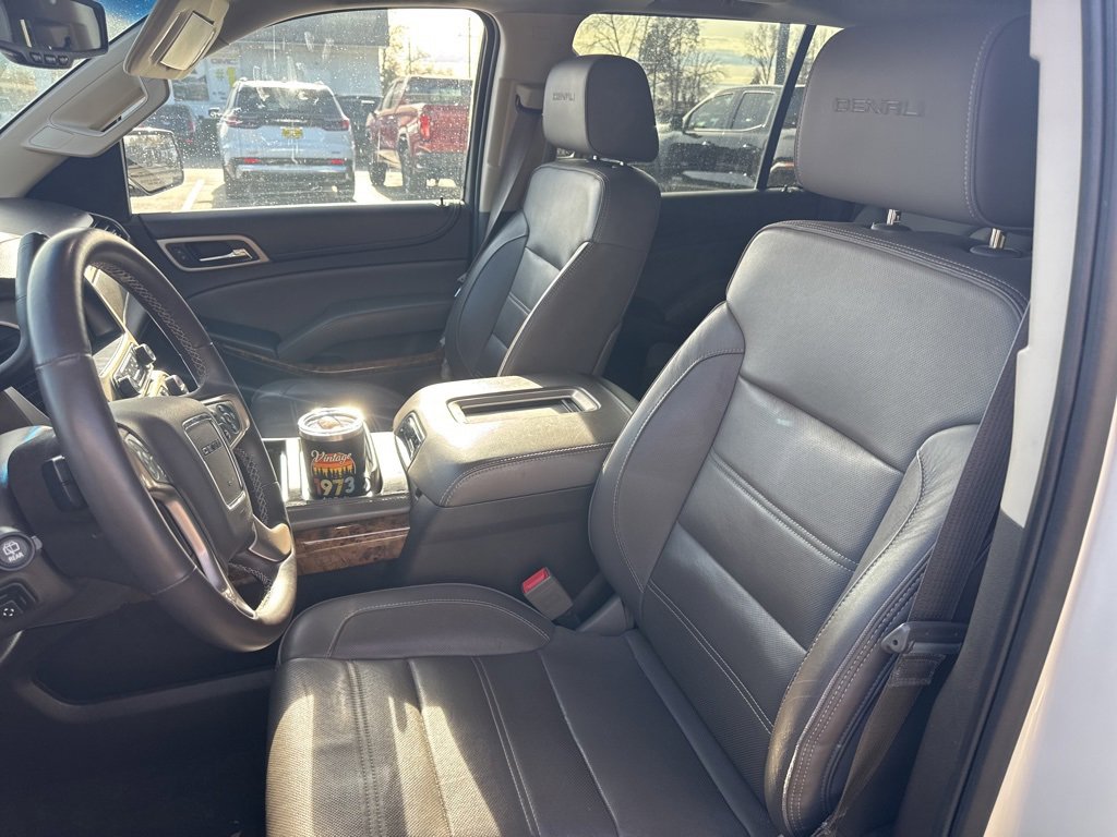 Used 2015 GMC Yukon XL Denali w/ Touring Package image 10