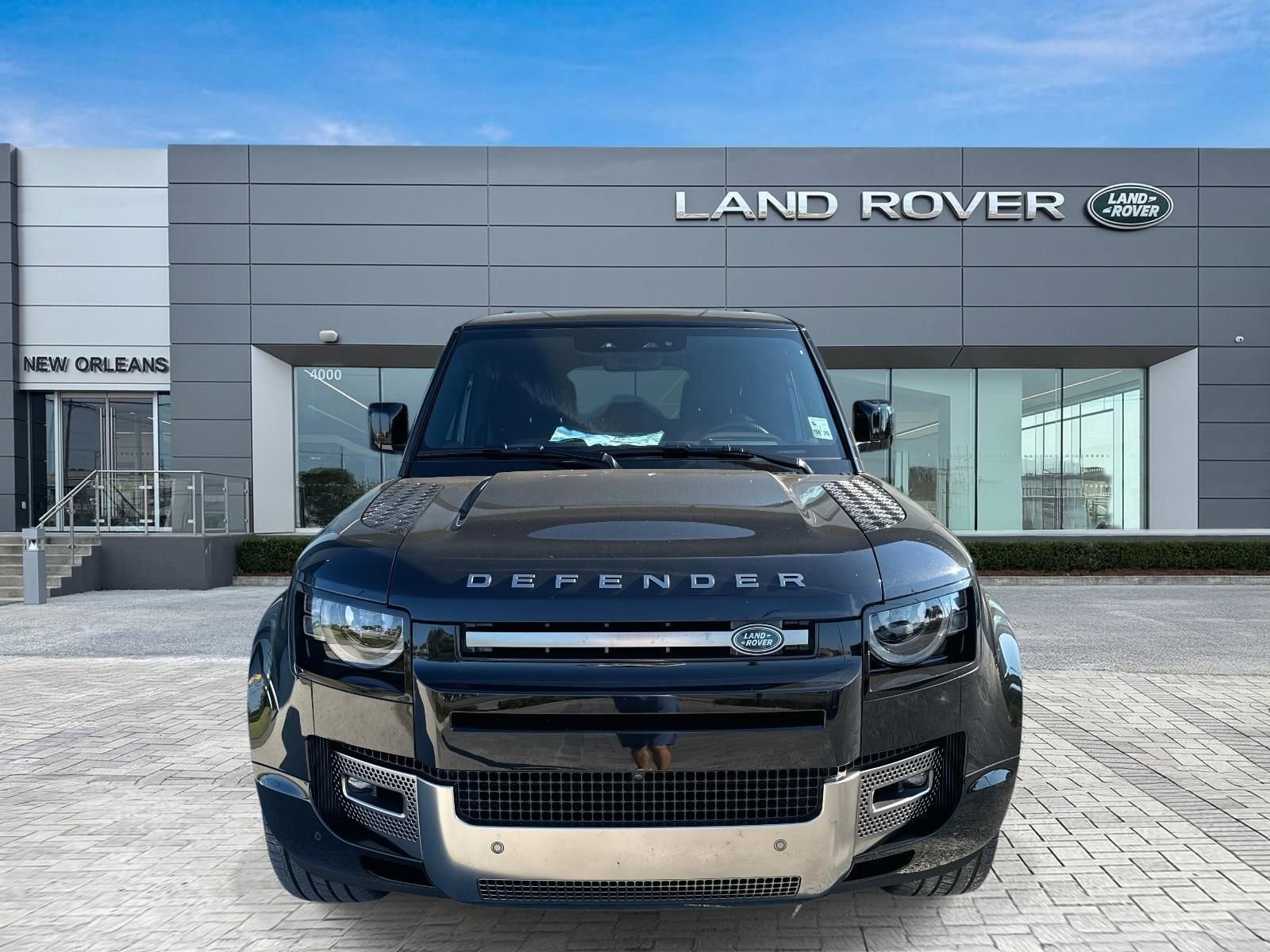 New 2024 Land Rover Defender 130 X image 2