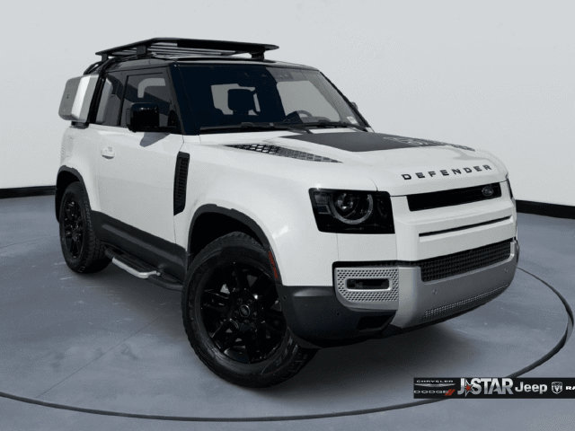 Used 2023 Land Rover Defender 90 S AWD/4WD image 3