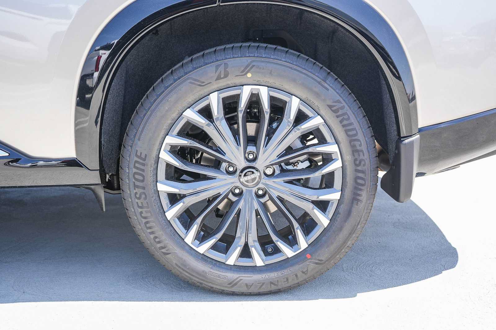 New 2026 Nissan Rogue Platinum AWD/4WD image 10