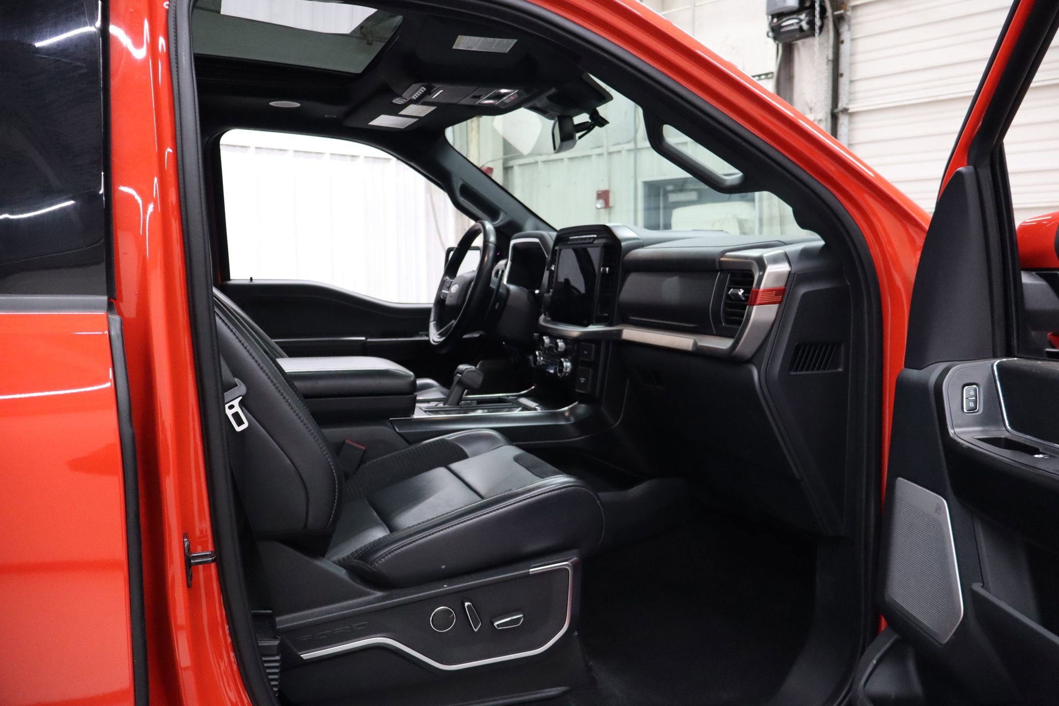 Used 2022 Ford F150 Raptor w/ Equipment Group 801A High image 29