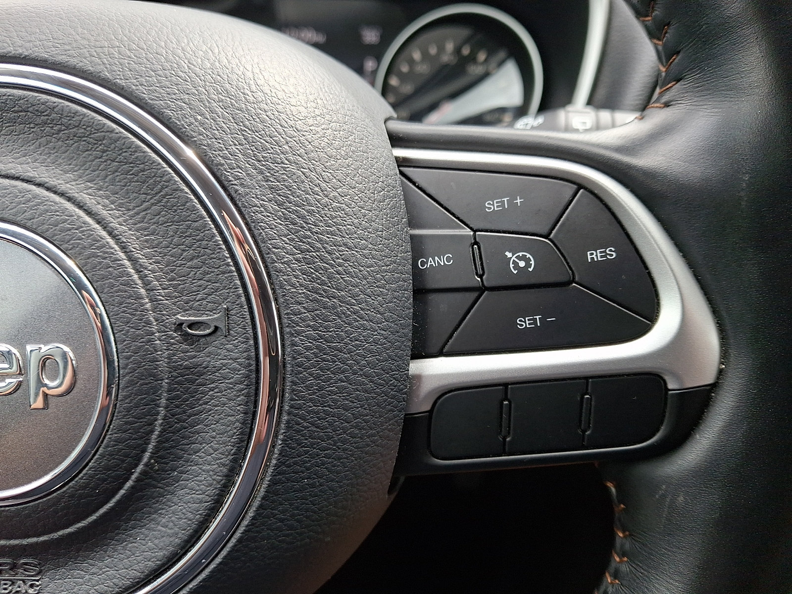 Used 2019 Jeep Compass Limited AWD/4WD image 23