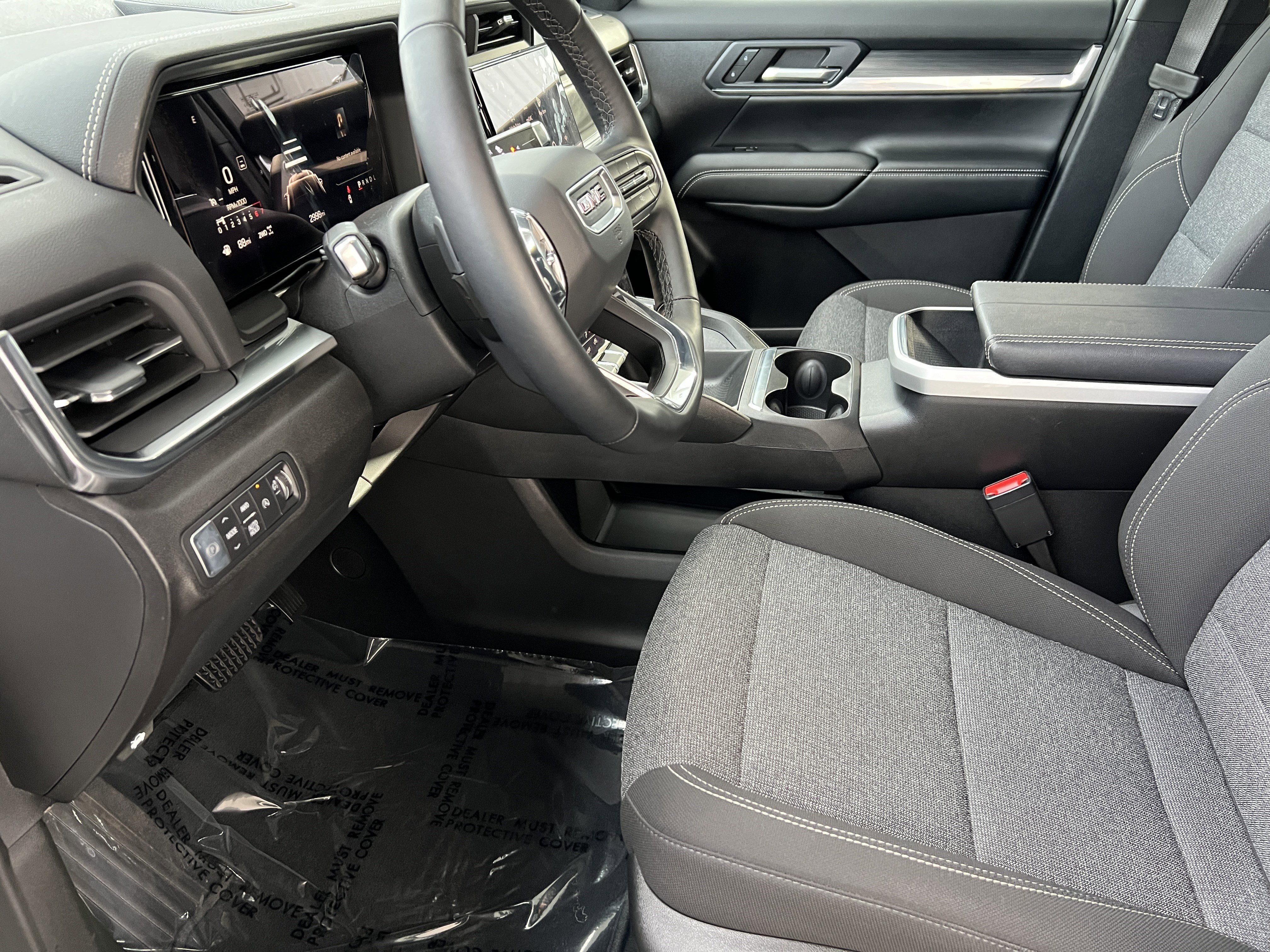 Used 2026 GMC Terrain Elevation w/ Technology Package II image 15