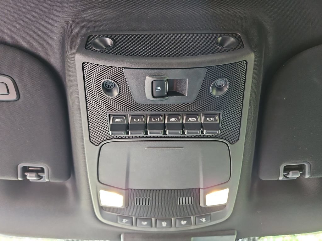Used 2019 Ford F150 Raptor w/ Equipment Group 802A Luxury AWD/4WD image 24