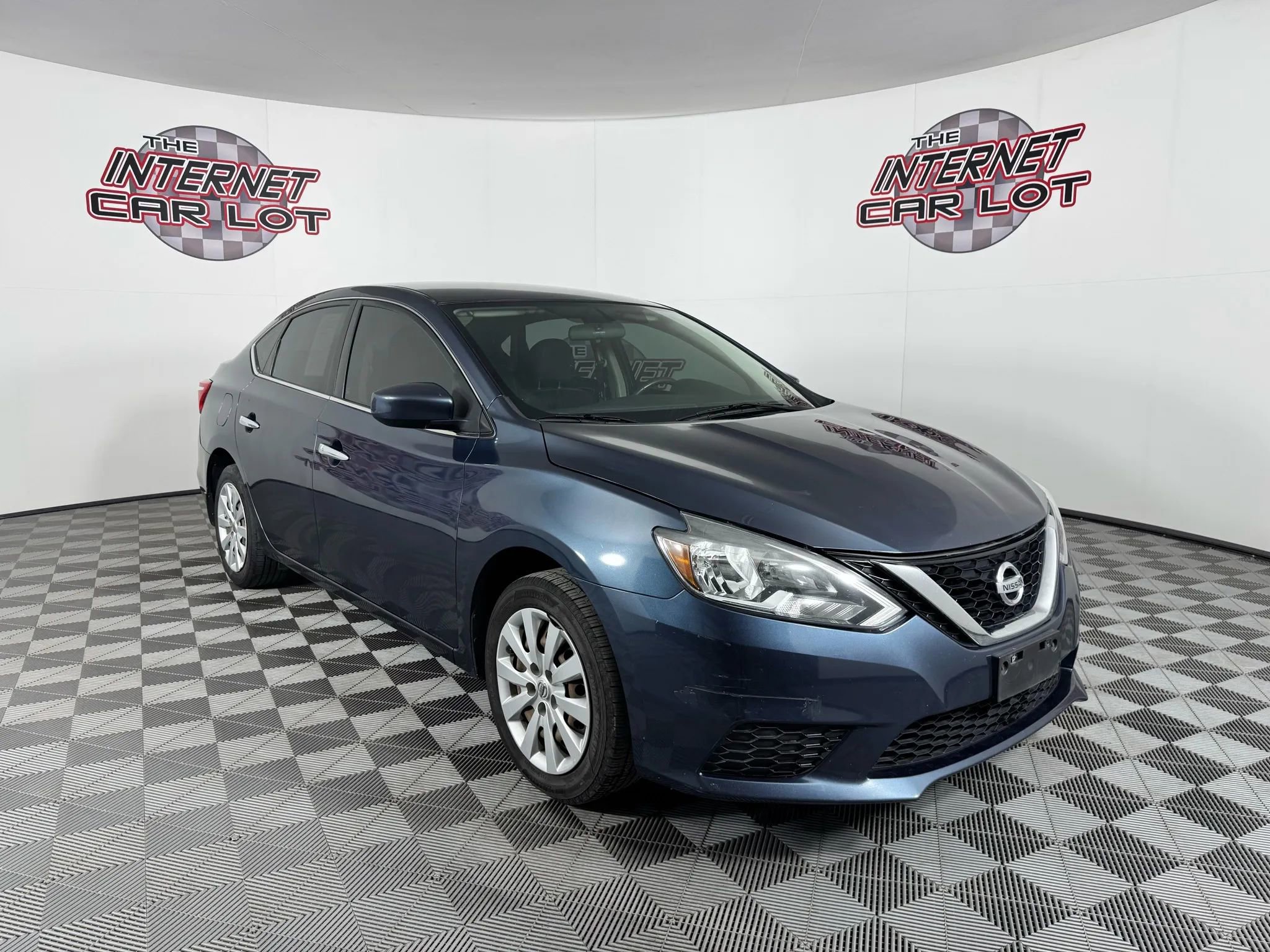 Used 2016 Nissan Sentra SV image 9