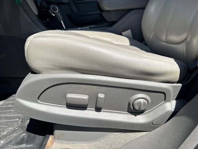 Used 2015 Chevrolet Traverse LT image 17