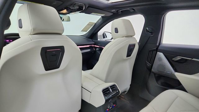 Used 2026 BMW 540i xDrive image 31