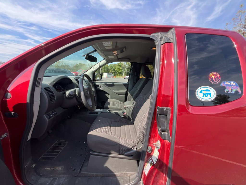 Used 2019 Nissan Frontier SV w/ Value Truck Package AWD/4WD image 8