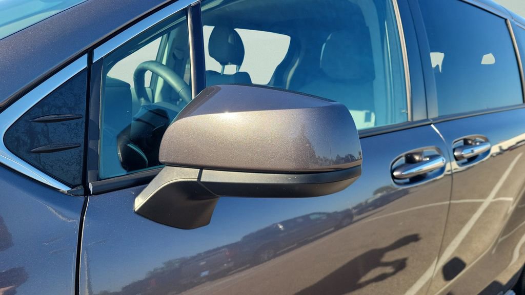 Used 2021 Toyota Sienna XLE FWD image 29