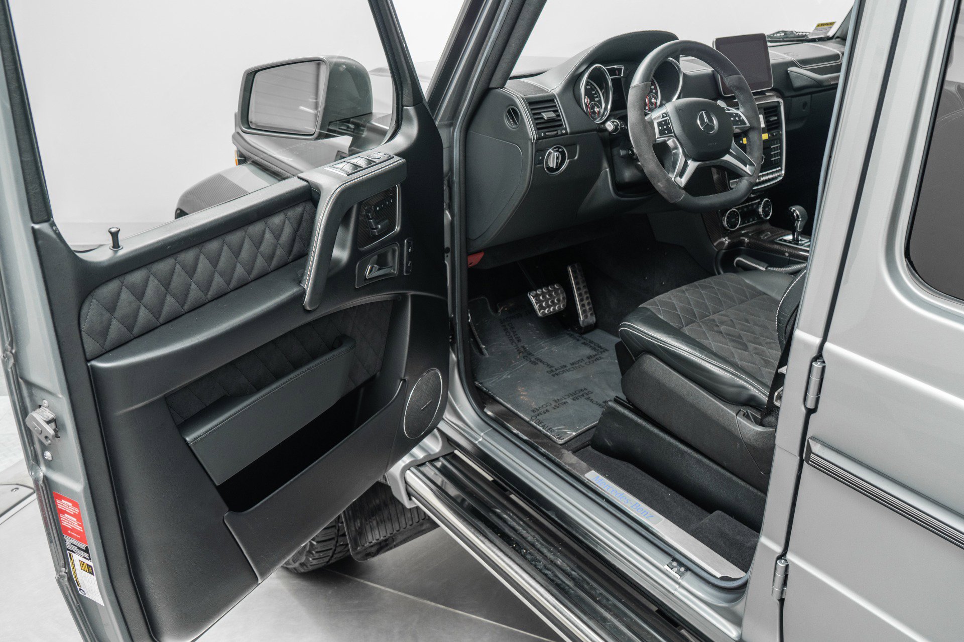 Used 2018 Mercedes-Benz G 550 Squared image 21