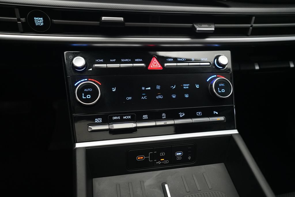 Used 2025 Hyundai Santa Fe XRT AWD/4WD image 22