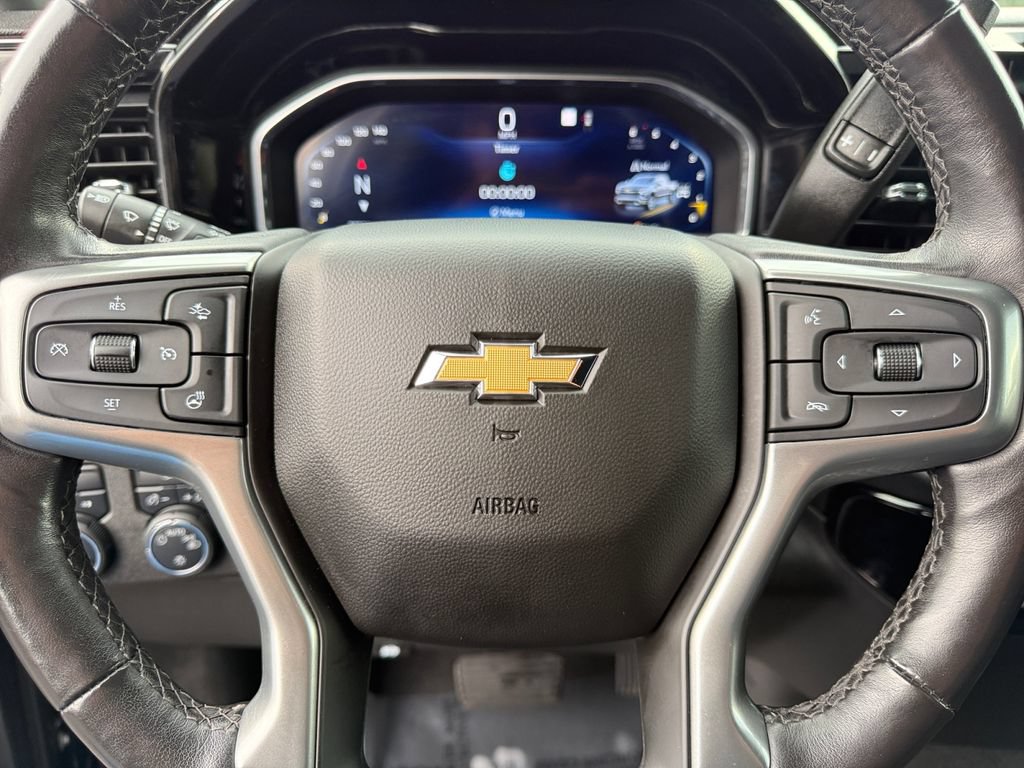Used 2022 Chevrolet Silverado 1500 LT AWD/4WD image 20