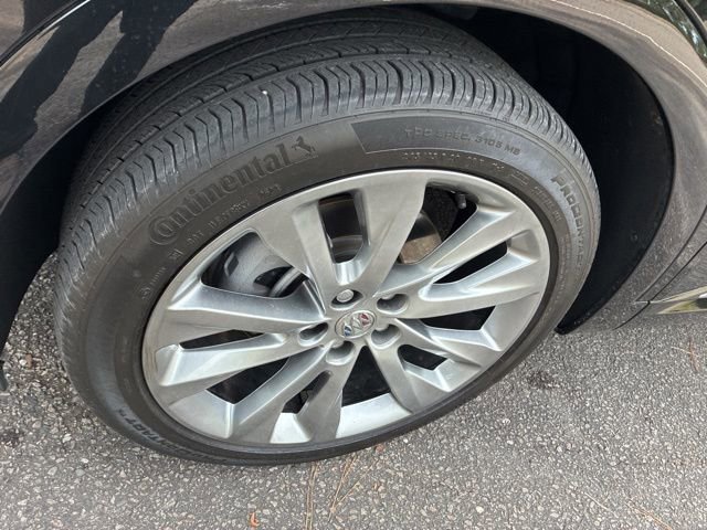 Used 2023 Buick Envision Avenir AWD/4WD image 11