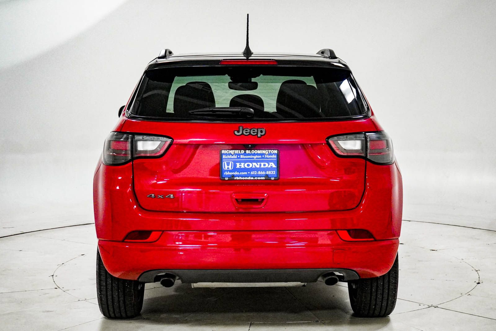 Used 2023 Jeep Compass High Altitude AWD/4WD image 6