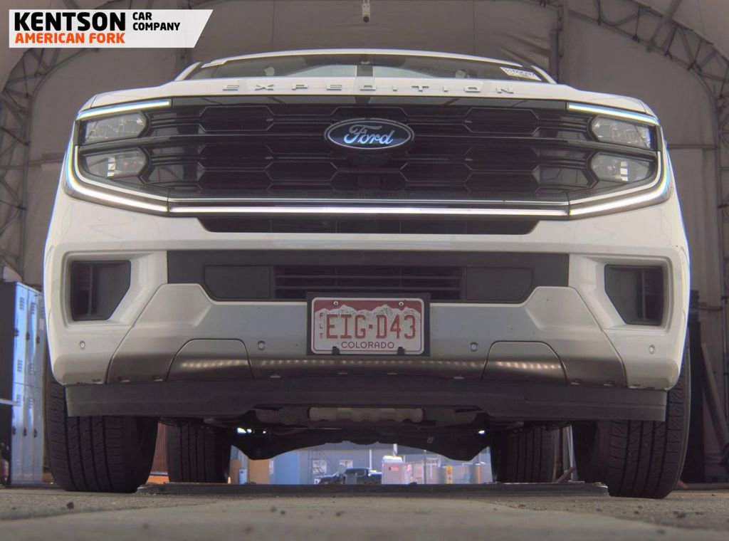 Used 2025 Ford Expedition Max Platinum image 6
