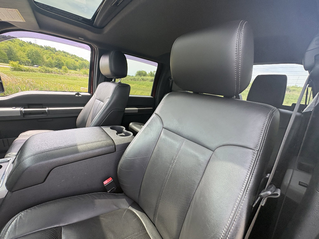 Used 2015 Ford F350 Lariat w/ Lariat Ultimate Package AWD/4WD image 31