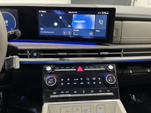 Used 2024 Hyundai Santa Fe Limited image 9