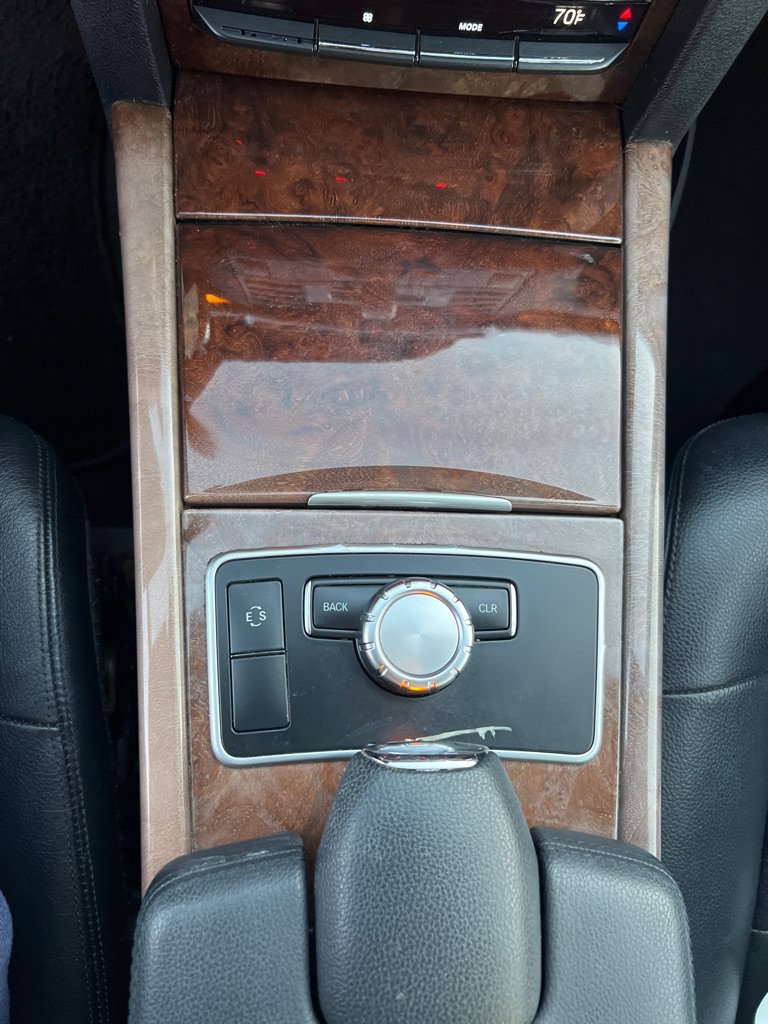Used 2013 Mercedes-Benz E 350 4MATIC Sedan image 33