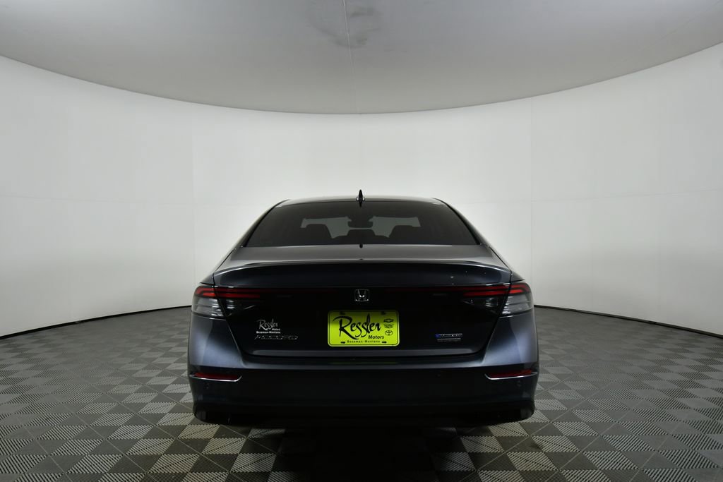 Used 2025 Honda Accord Touring image 12