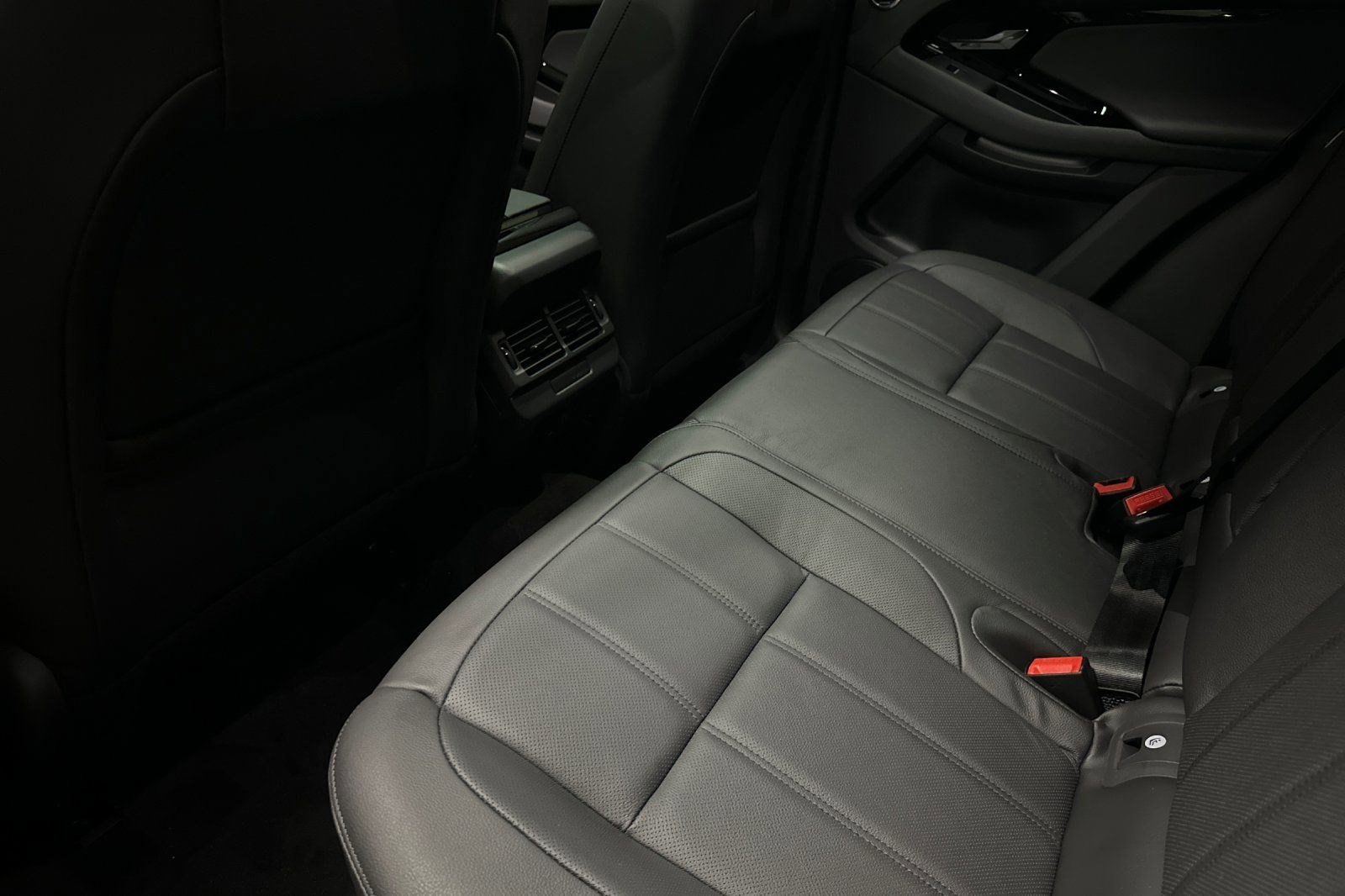 Used 2026 Land Rover Range Rover Evoque S AWD/4WD image 22