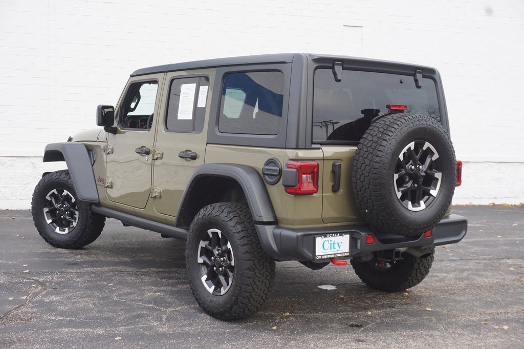 Used 2025 Jeep Wrangler Rubicon image 7