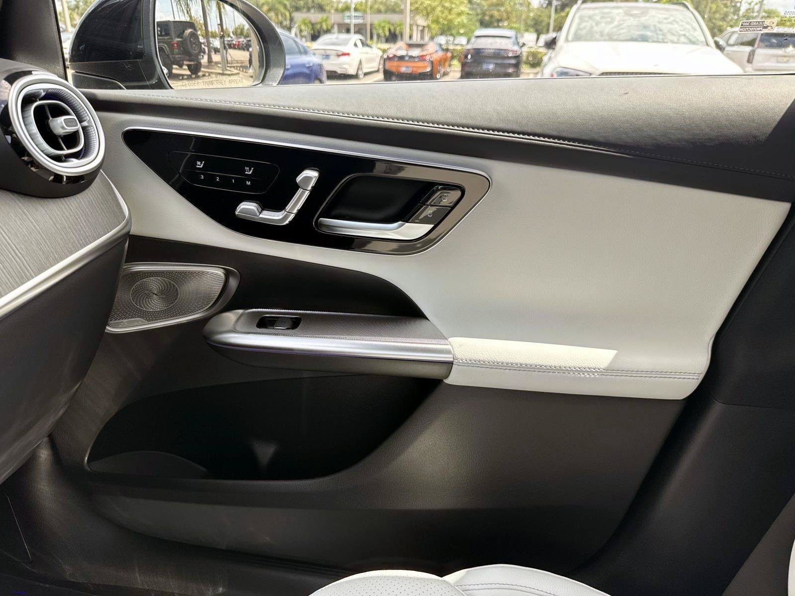 New 2027 Mercedes-Benz GLC 300 image 24