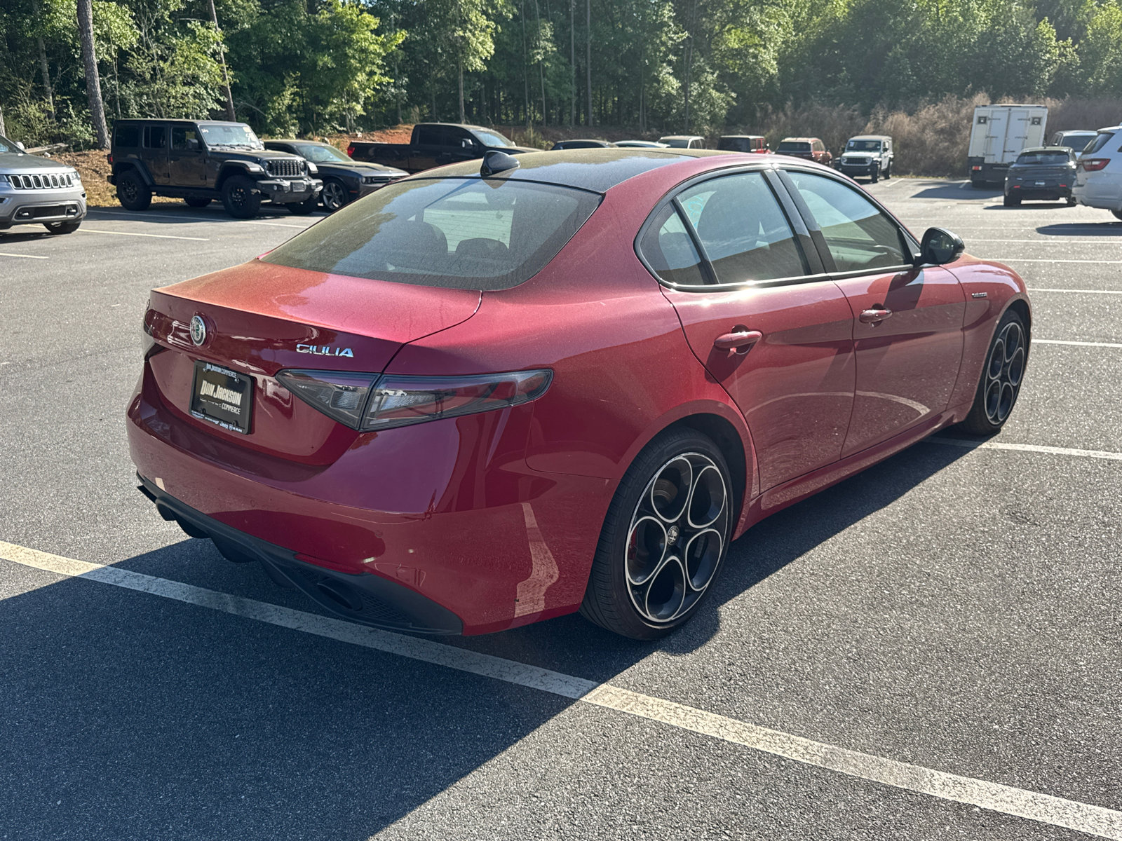 Used 2024 Alfa Romeo Giulia Veloce AWD/4WD image 5