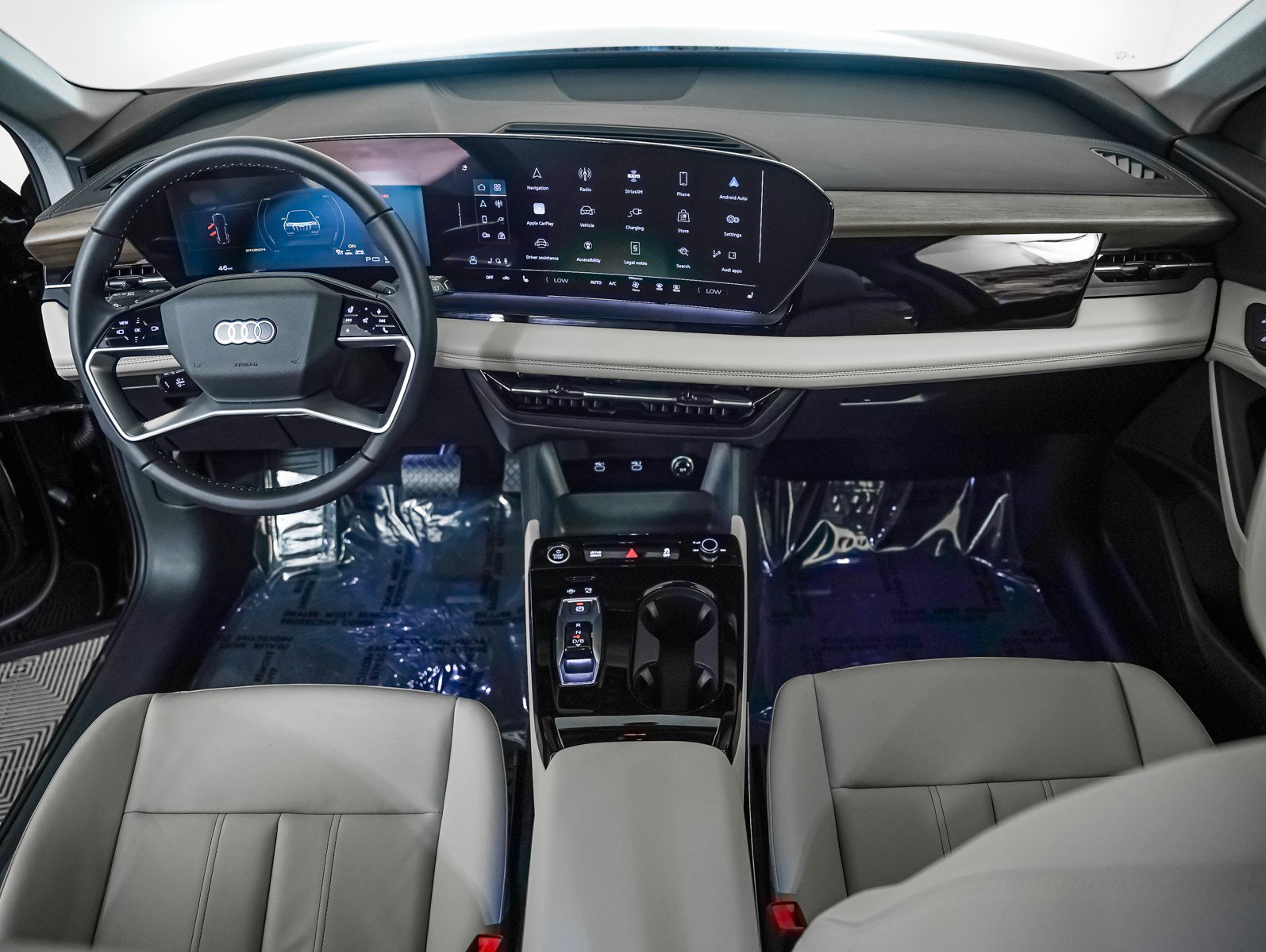 Certified 2025 Audi Q6 e-tron Premium w/ Convenience Package image 13