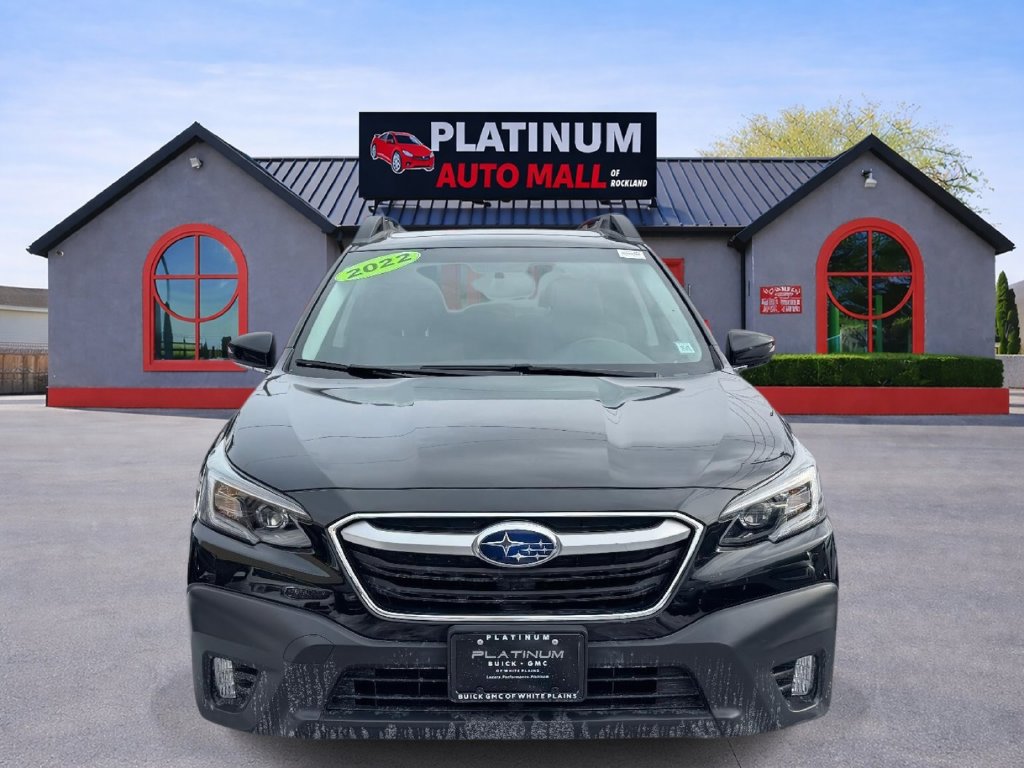 Used 2022 Subaru Outback Premium AWD/4WD image 2