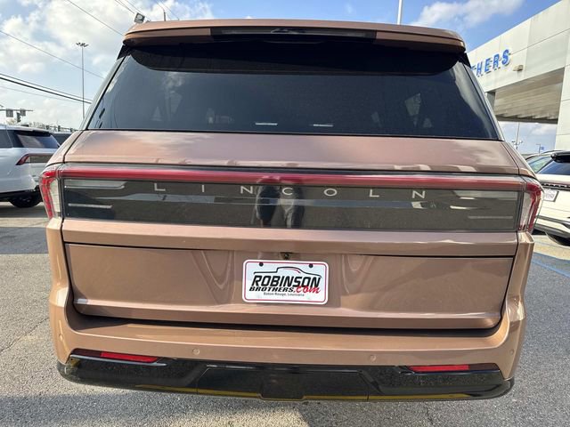 New 2026 Lincoln Navigator L Black Label image 4