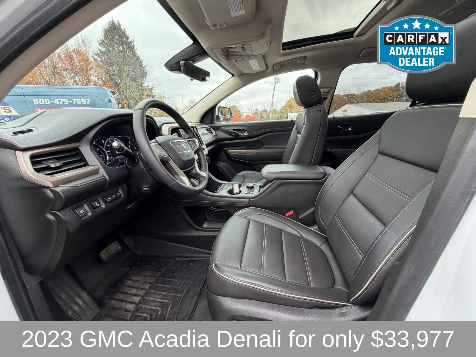 Used 2023 GMC Acadia Denali w/ Denali Ultimate Package AWD/4WD image 10