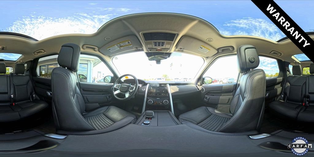 Used 2024 Land Rover Discovery S image 35