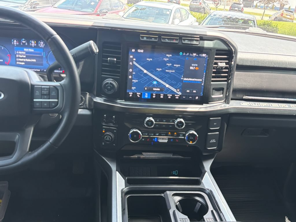 Used 2023 Ford F250 Lariat w/ Lariat Ultimate Package AWD/4WD image 17