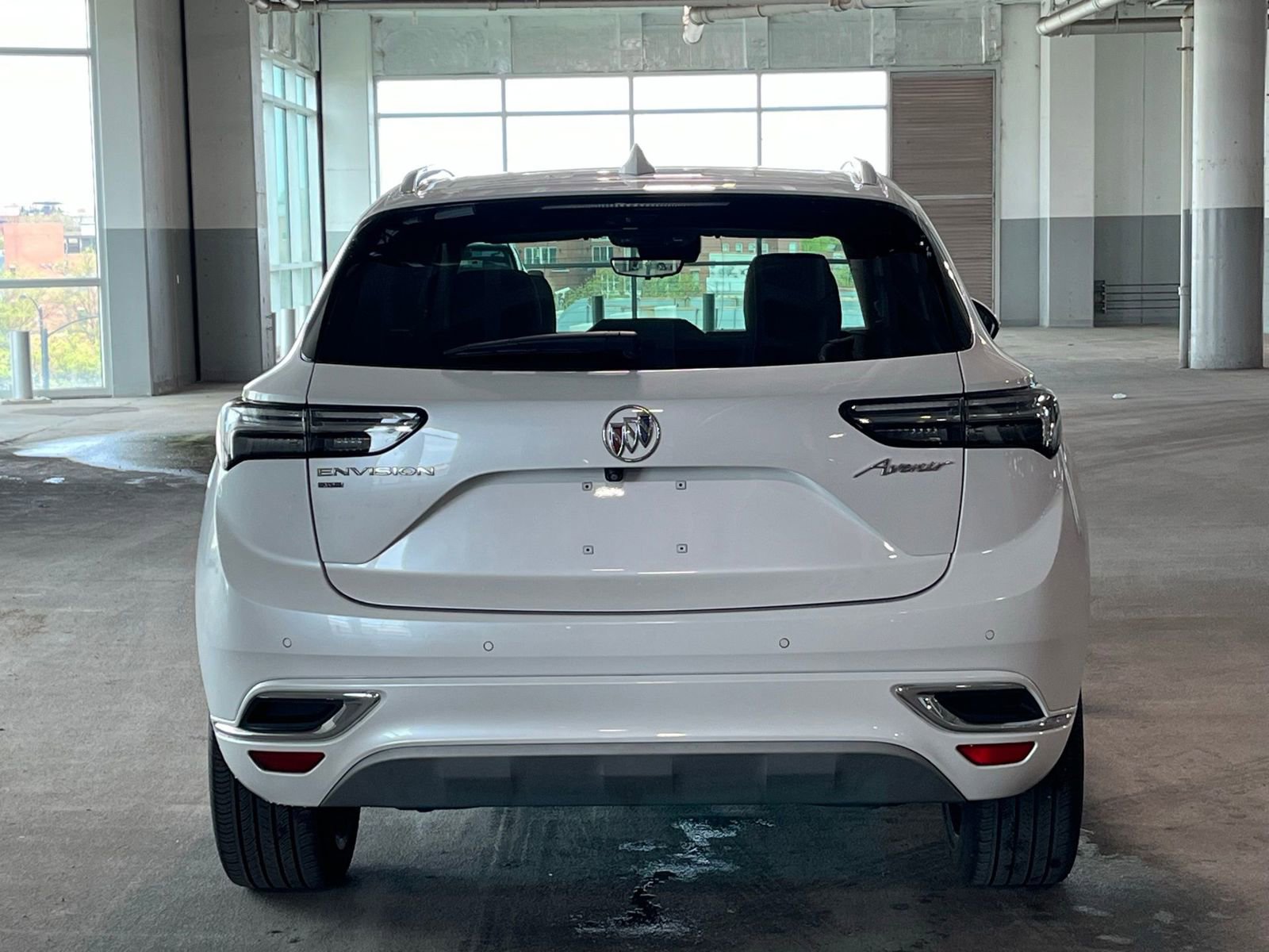 Used 2023 Buick Envision Avenir image 9