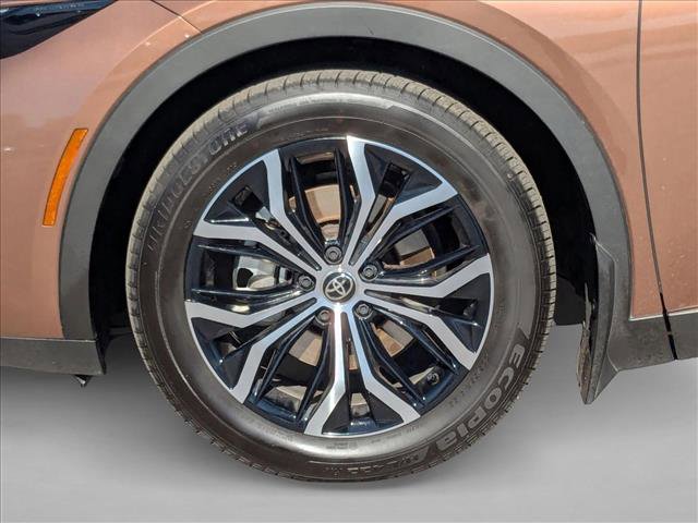 Certified 2026 Toyota Crown XLE image 23