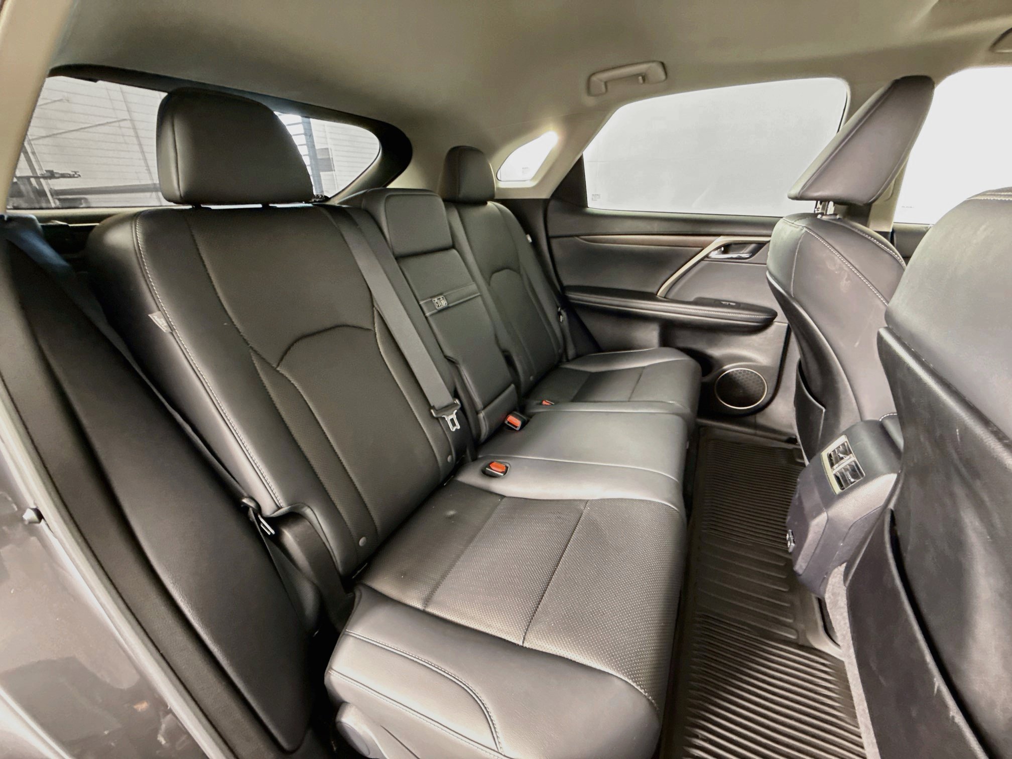 Certified 2022 Lexus RX 350 AWD w/ Premium Package image 27