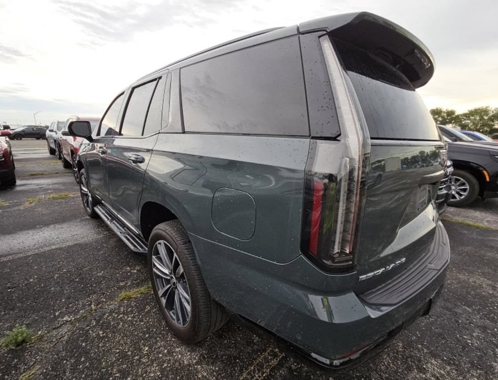 Used 2025 Cadillac Escalade Sport w/ LPO, Floor Liner Package AWD/4WD image 9