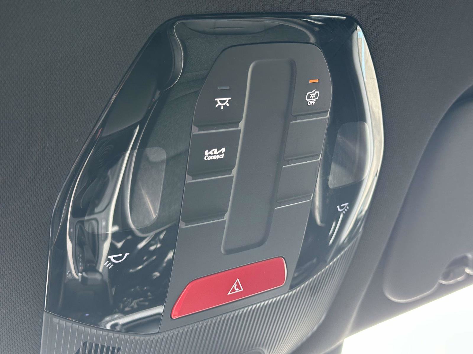 Used 2025 Kia K4 GT-Line image 33