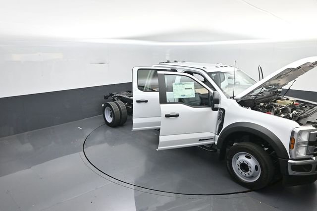New 2026 Ford F450 XL w/ XL Chrome Package image 40