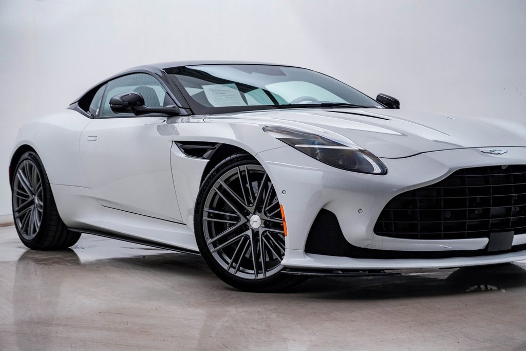 Used 2024 Aston Martin DB12 Coupe video 2