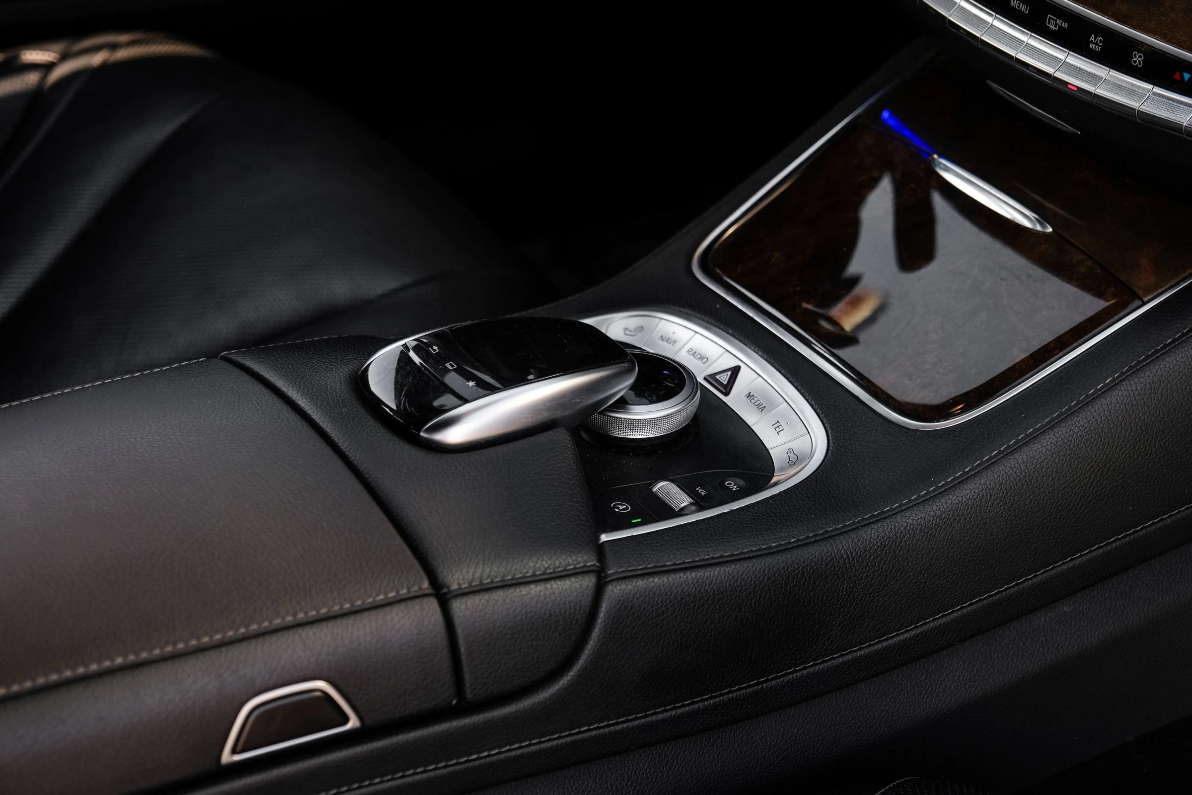 Used 2015 Mercedes-Benz S 550 Sedan image 29