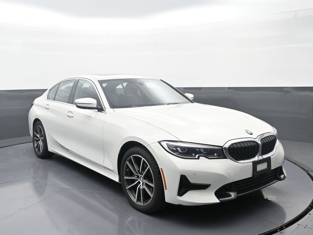 Used 2021 BMW 330i xDrive Sedan w/ Driving Assistance Package AWD/4WD image 3
