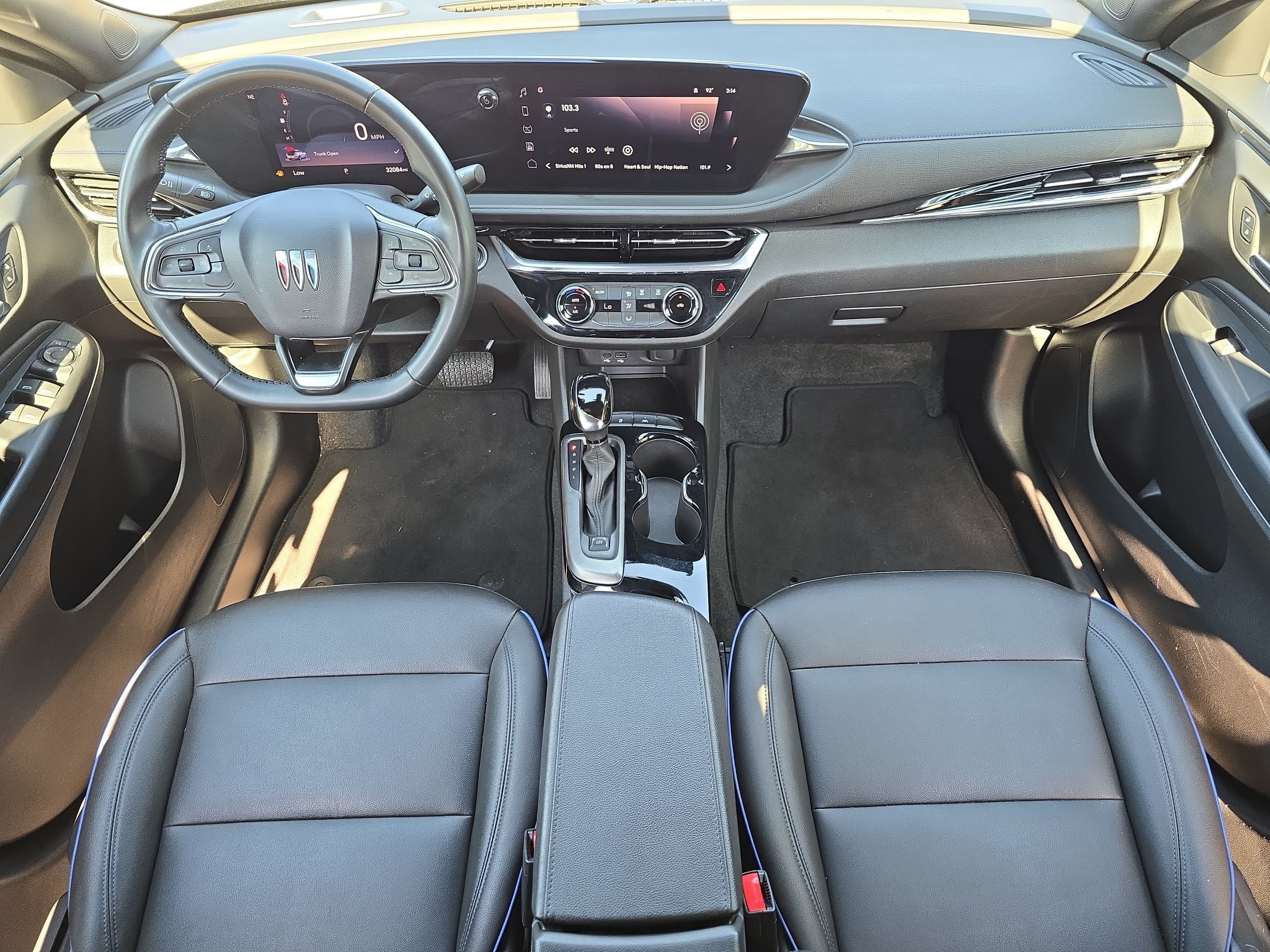 Used 2025 Buick Envista Sport Touring FWD image 9