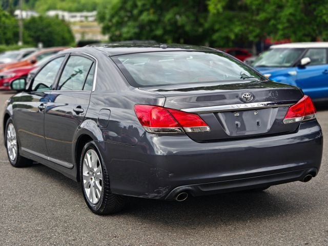 Used 2012 Toyota Avalon FWD image 6