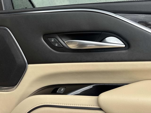Used 2021 Cadillac Escalade Premium Luxury RWD image 25