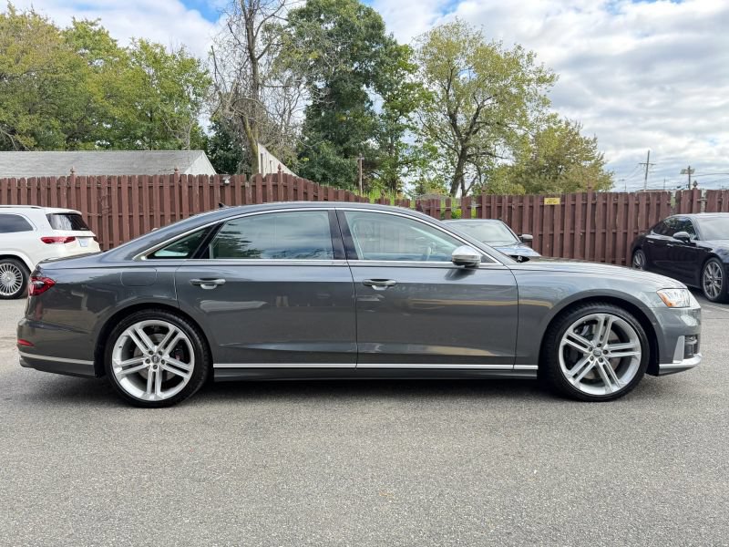 Used 2020 Audi S8 L AWD/4WD image 5