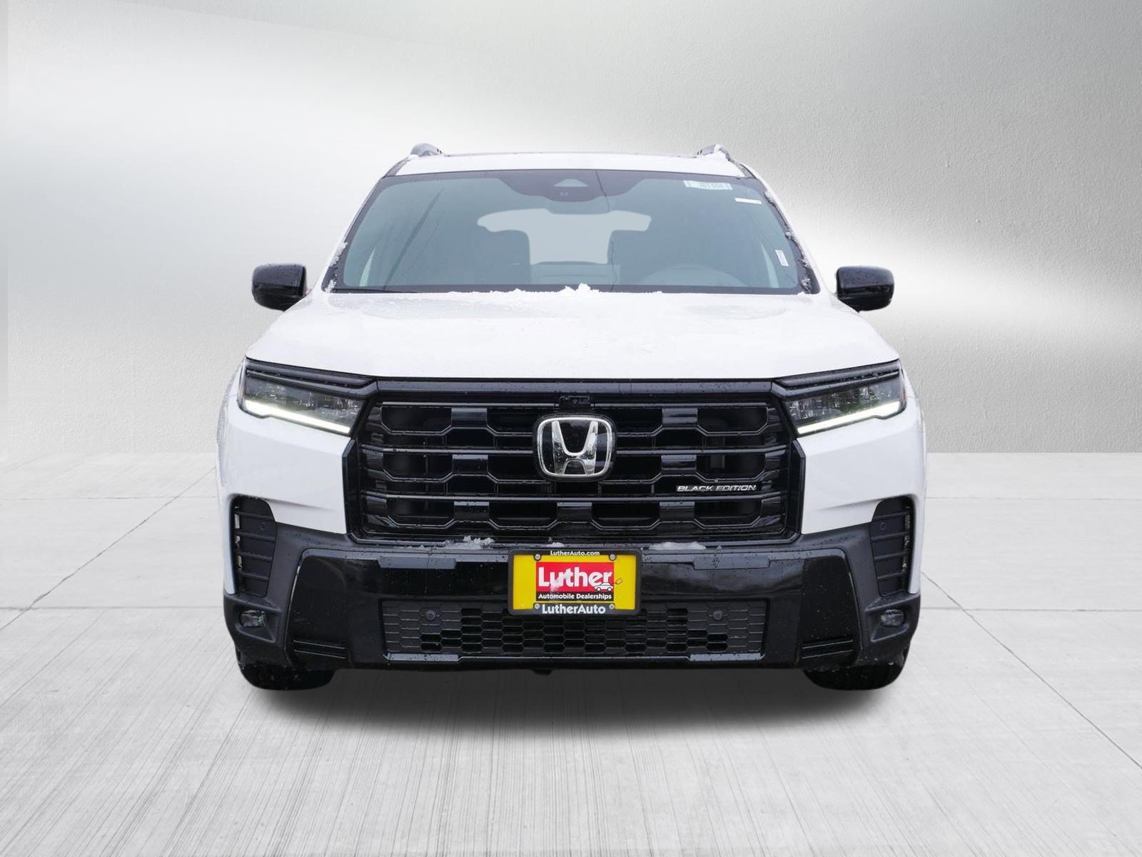 New 2026 Honda Pilot Black Edition image 2
