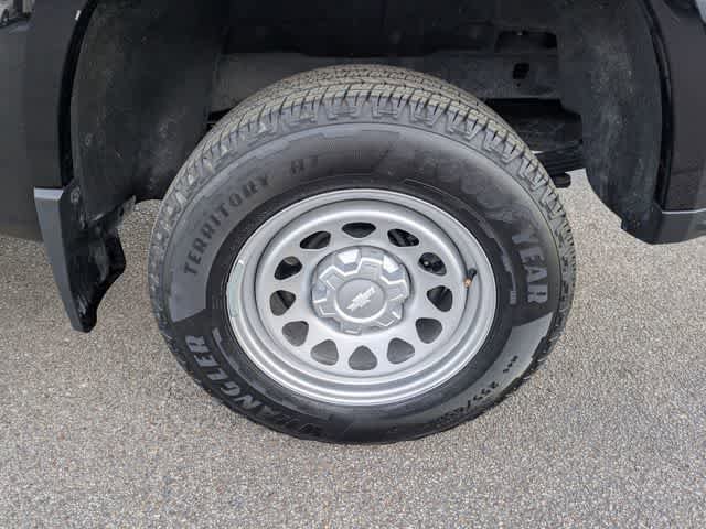 Used 2023 Chevrolet Colorado W/T image 13