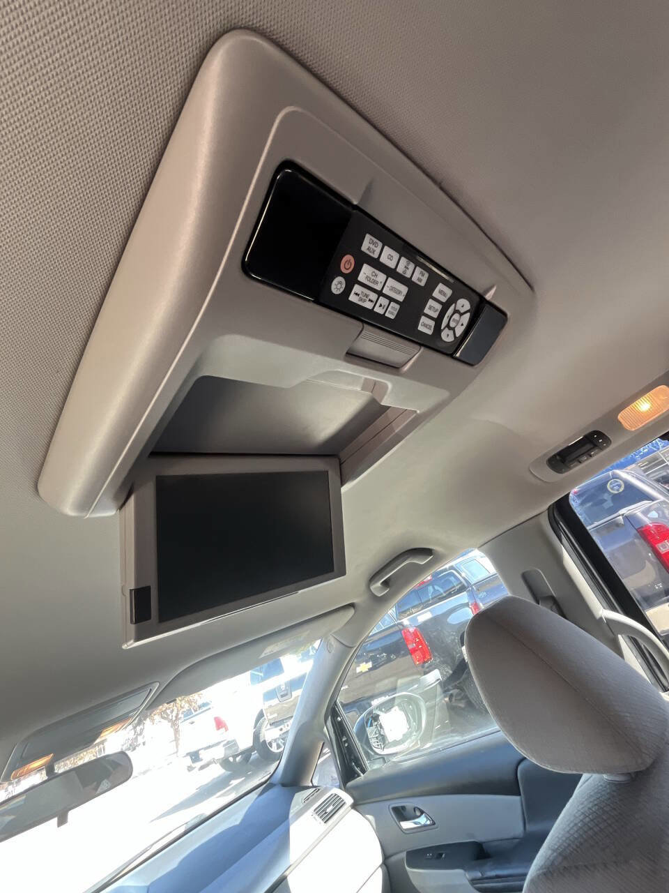 Used 2017 Honda Odyssey SE image 21