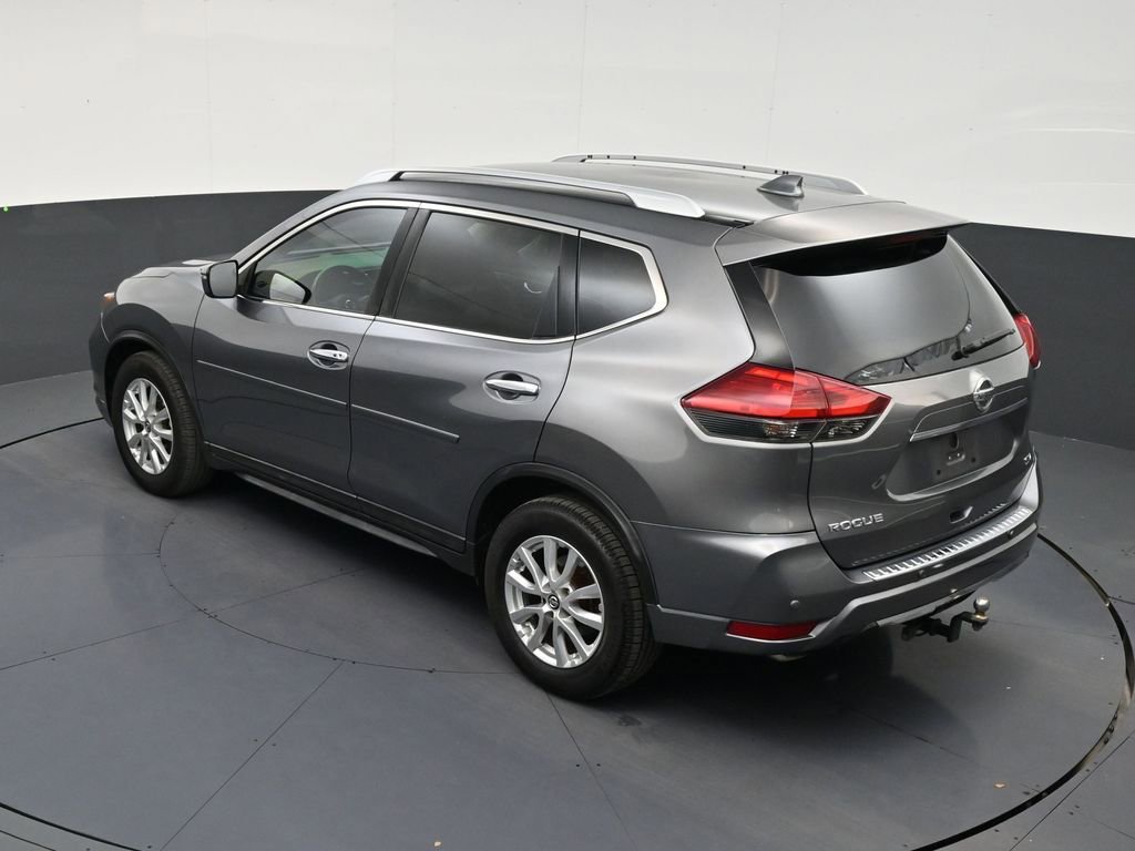 Used 2017 Nissan Rogue SV FWD image 14